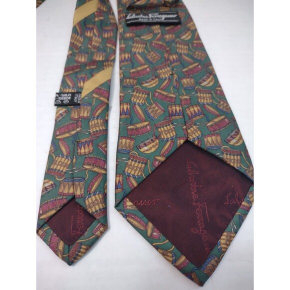 VTG Salvatore Ferragamo Tie Drum Print 100% Silk Green Necktie - Picture 4 of 6